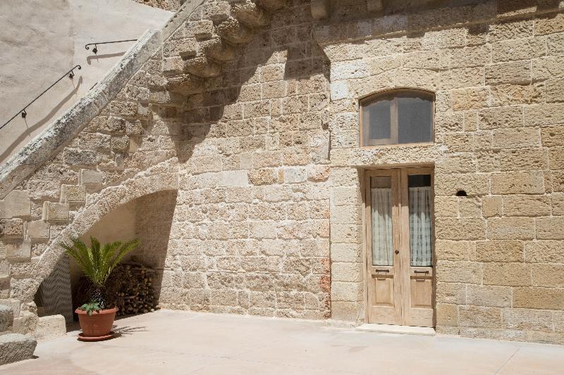 Historia- Dimore Corte Chiesa Corigliano d'Otranto Exterior photo